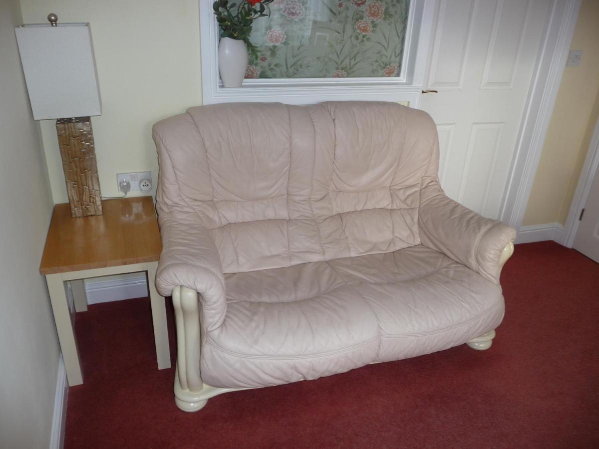 Salisbury Old Mill House Apartment ภายนอก รูปภาพ