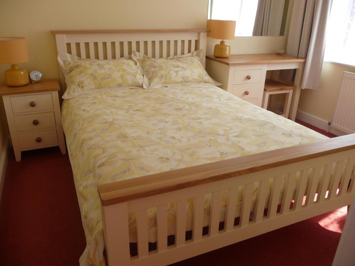 Salisbury Old Mill House Apartment ภายนอก รูปภาพ