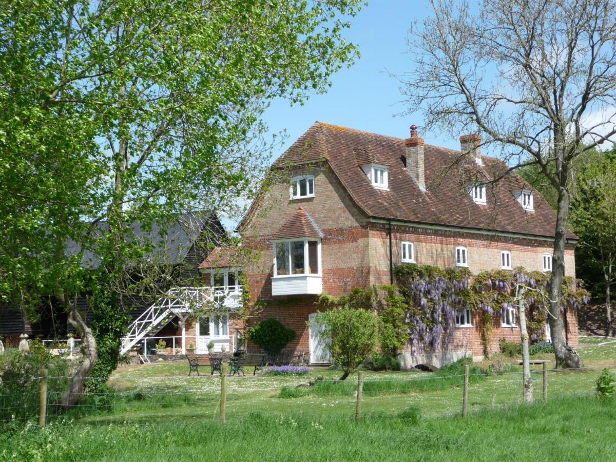 Salisbury Old Mill House Apartment ภายนอก รูปภาพ